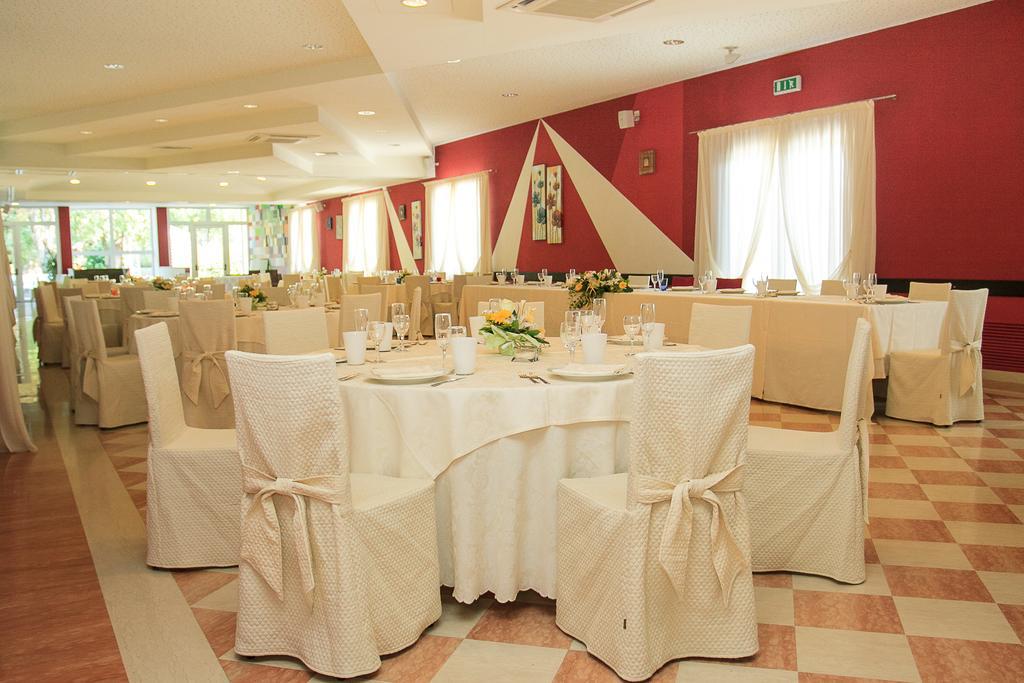 Park Hotel Italia Tezze sul Brenta Exterior photo